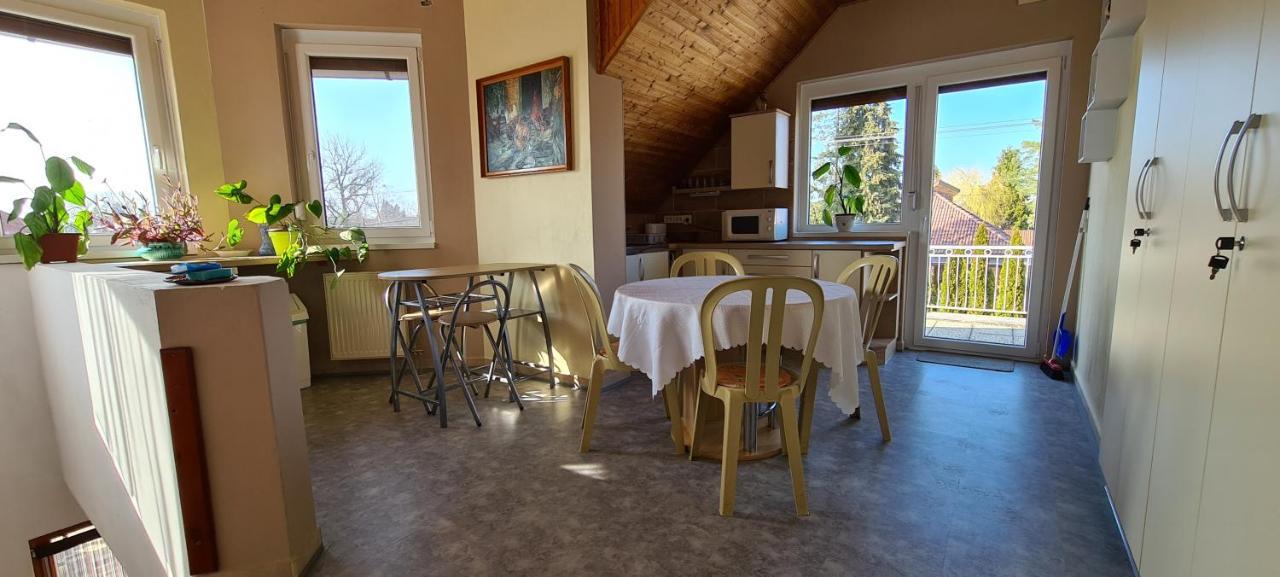Hajas Familia Kiado Szobak Balatonmáriafürdő Екстериор снимка